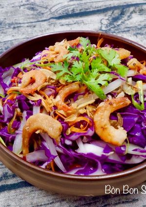 Hình của món Gỏi Tôm Khô Bắp Cải Tím.