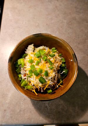 A picture of Chipotle chicken bowl.