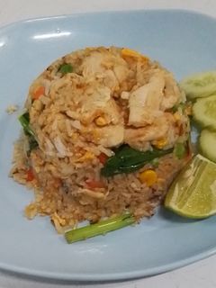 รูปของ ข้าวผัดน้ำพริกเผาไก่