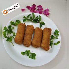 Crepe vegetable roll A picture of Crepe vegetable roll.