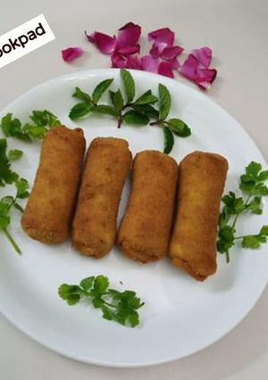 A picture of Crepe vegetable roll.