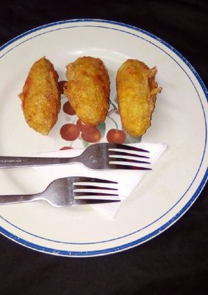 A picture of Yam roll.