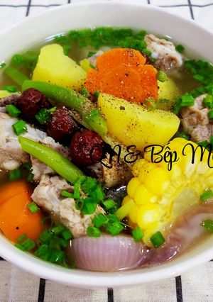 Hình của món Canh Sườn thập cẩm.
