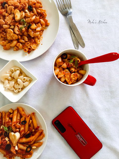 A picture of Indian spicy macaroni/ Pasta.