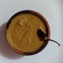 A picture of Lehsun tamatar chutney.