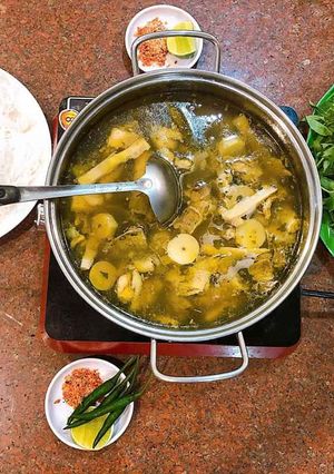 Hình của món Lẩu gà lá é🐓.