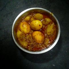 A picture of Potato egg kosha.