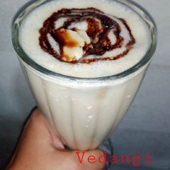A picture of Banana Caramel Milkshake.