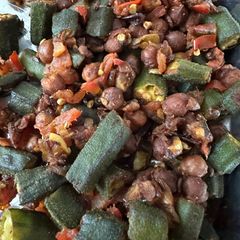A picture of Bhindi-Chana.