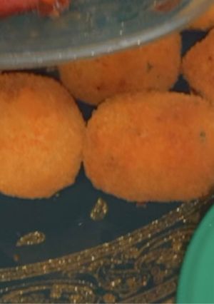 A picture of Desi Egg Chops.