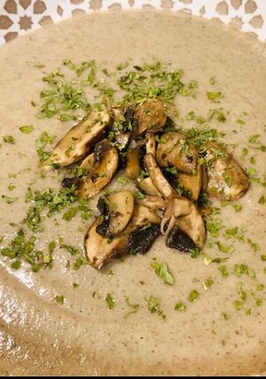 A picture of Creamy Mushroom Soup WITHOUT Cream.