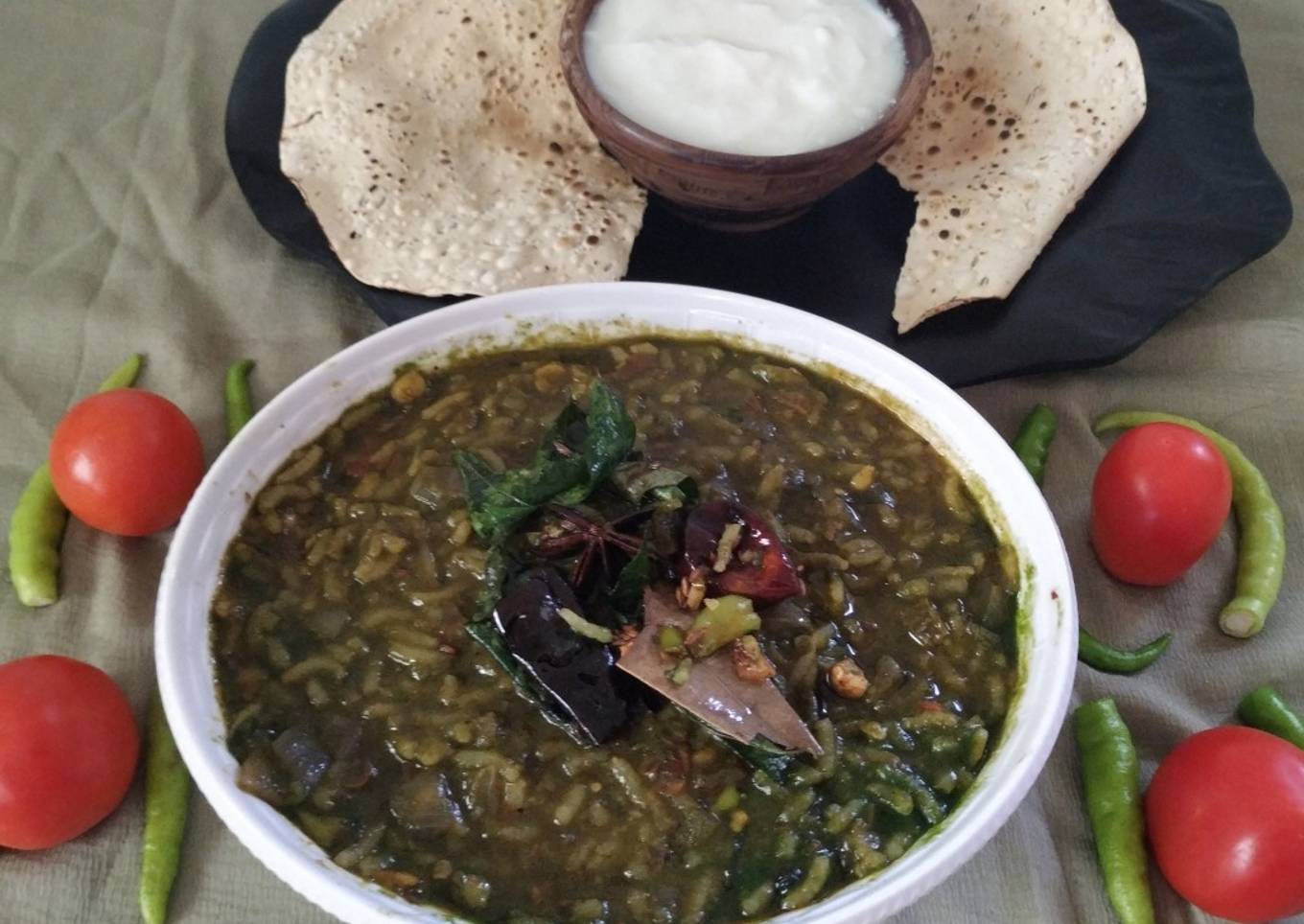 Palak sprouts Khichdi