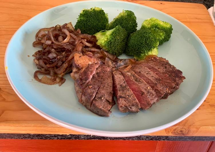 Easiest Way to Make Perfect Pan fried Steak and Balsamic Onions