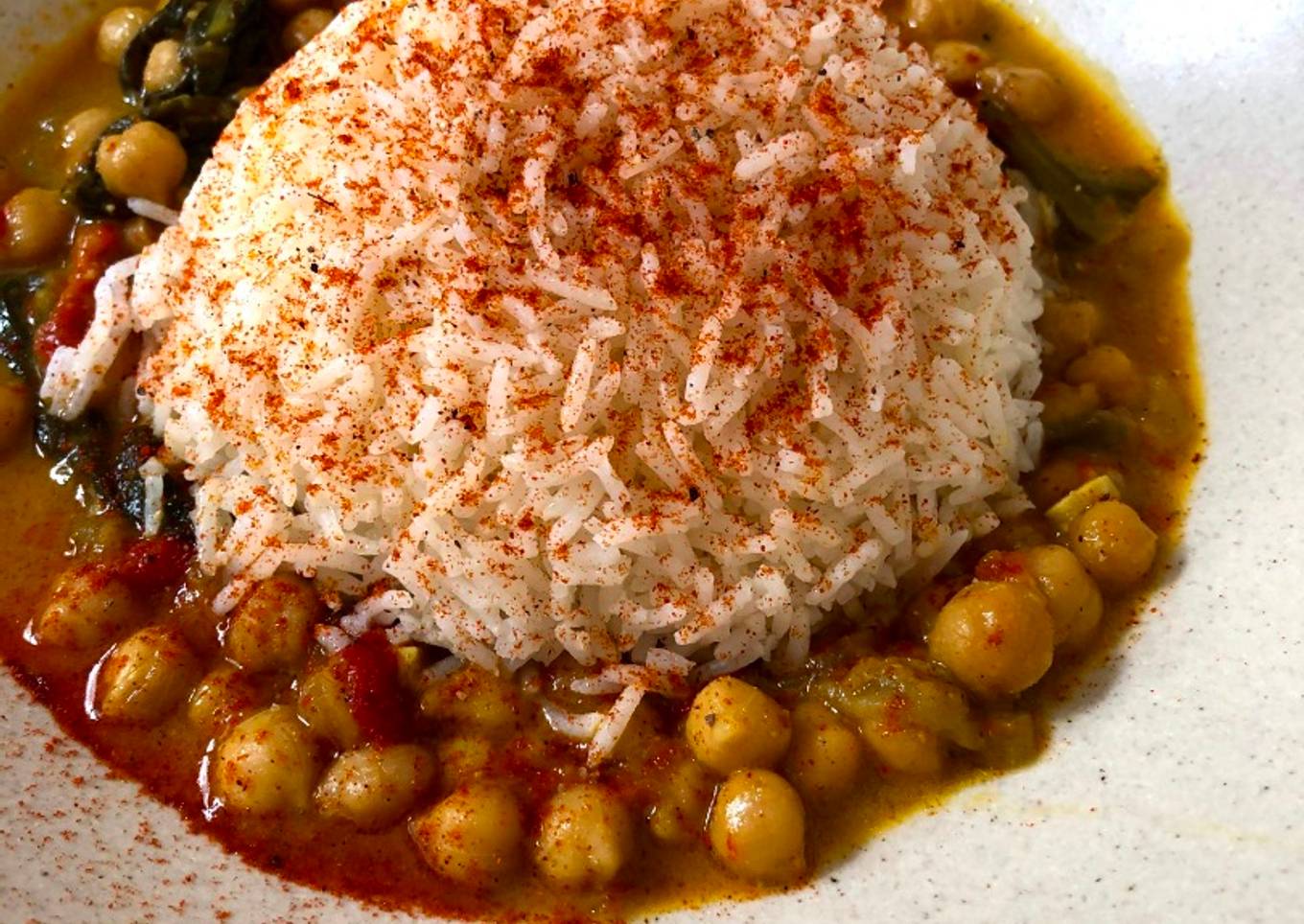 Curry de garbanzos con basmati