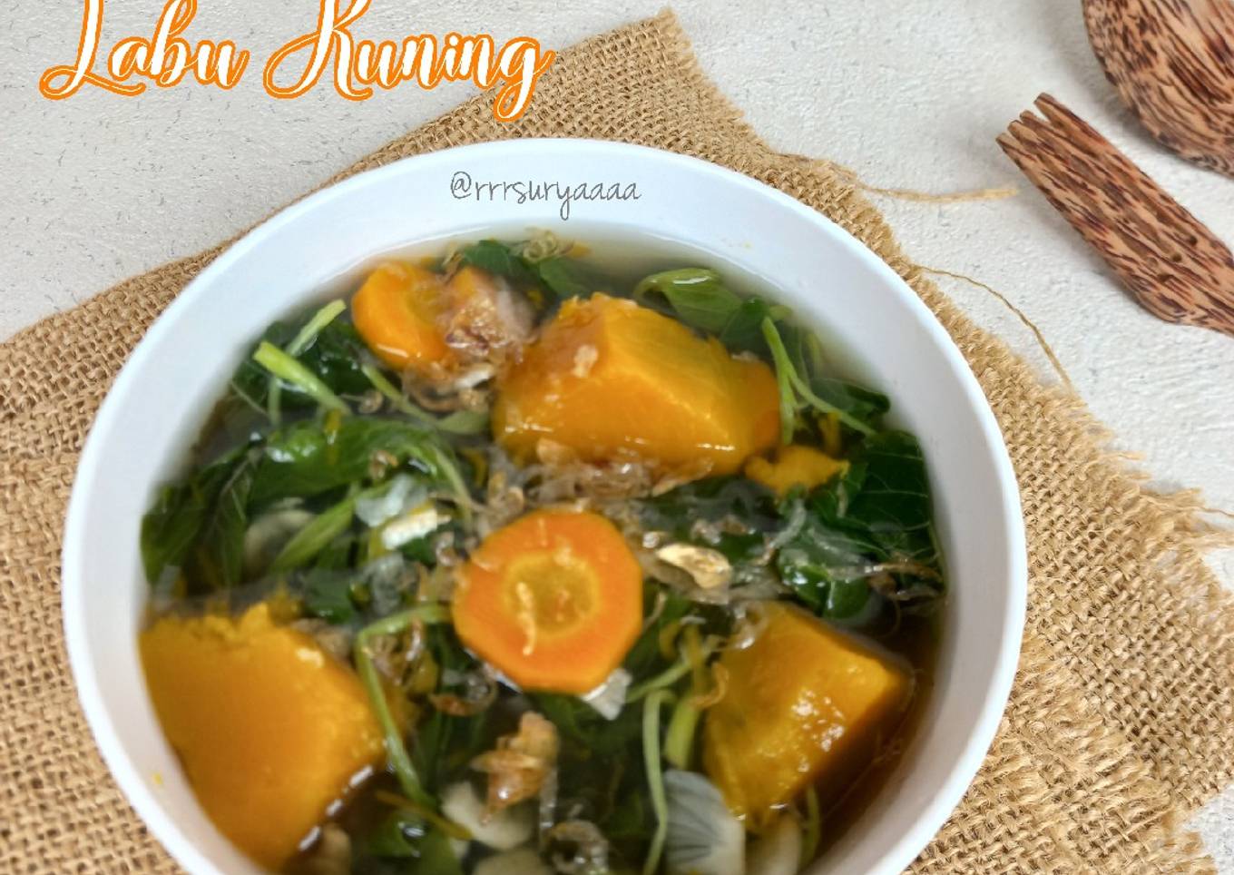 Langkah Mudah untuk Membuat Sayur Bening Bayem Labu Kuning Anti Gagal