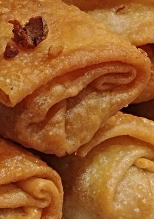 A picture of Spring/Egg Rolls (Chicken/Shrimp).