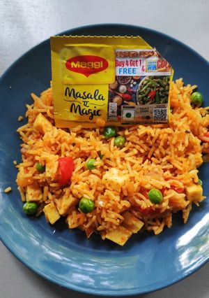 A picture of Peas Paneer Magic Rice Bowl 🍚.