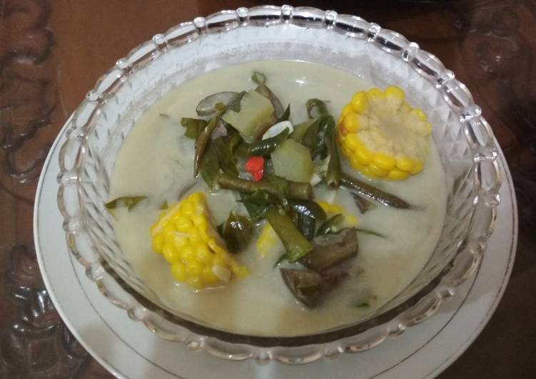 Resep Sayur Lodeh Putih Praktis yang Lezat Sekali