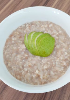 Egyszerű körtés zabkása recept fotója