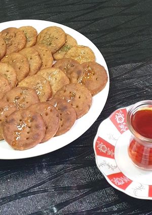 صورة لوصفة فطائر مقلية مع الشاي 🥯