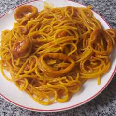 Foto principal de Fideos con calamares y langostinos