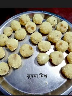 नारियल का लड्डू (nariyal ka ladoo recipe in Hindi) रेसिपी मुख्य फोटो