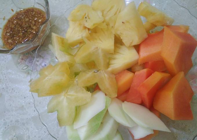 Resep Rujak buah/lotis, Lezat Sekali