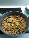 Macarrones integrales con coles de bruselas