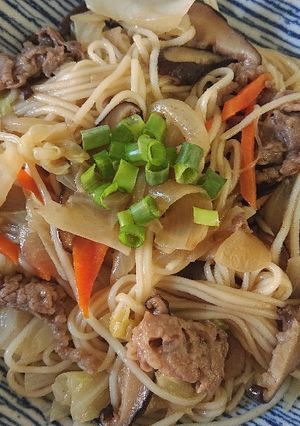 牛肉炒麵 的食譜成品照片