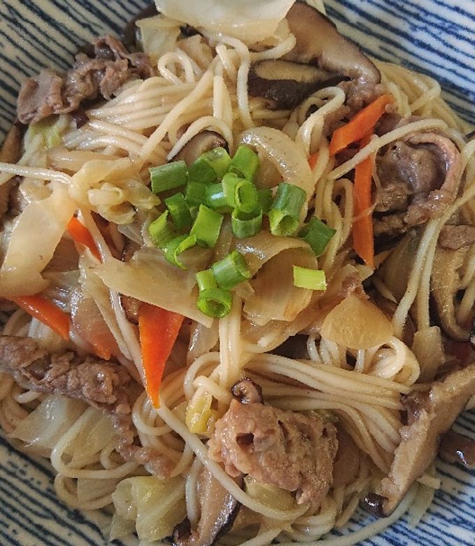 牛肉炒麵 的食譜成品照片