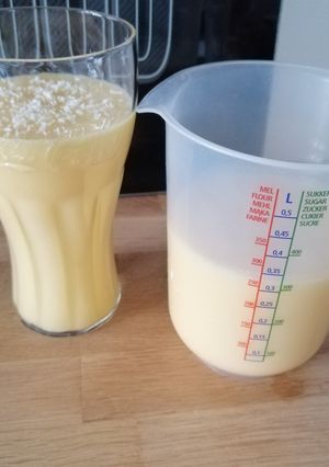 Une photo de Lassi à la mangue et coco végétal