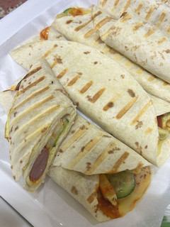 صورة لوصفة ساندويج بخبز تورتيلا 😋😍🌮