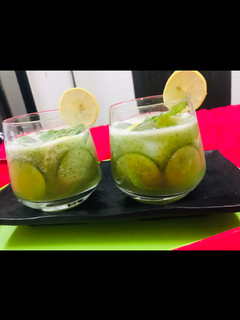 A picture of Cucumber Mint Lemonade.