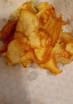 A picture of Homemade crisps.