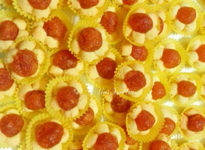 Gambar 16:4:23 - Tart nenas