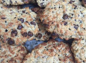 Una foto de Galletas sin azúcar añadida: avena, manzana y chocolate