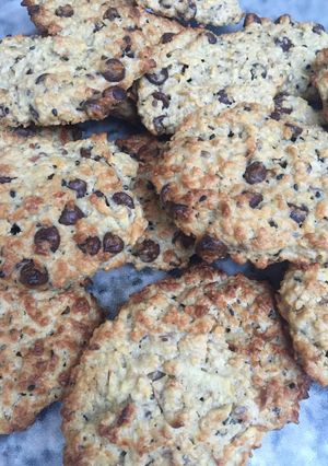 Una foto de Galletas sin azúcar añadida: avena, manzana y chocolate