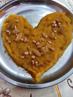 सूजी का हलवा (suji ka halva) रेसिपी मुख्य फोटो
