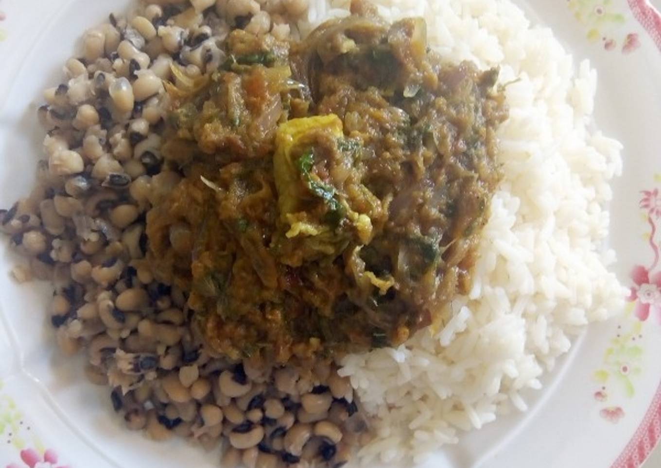 Grated beef soup with rice/beans
