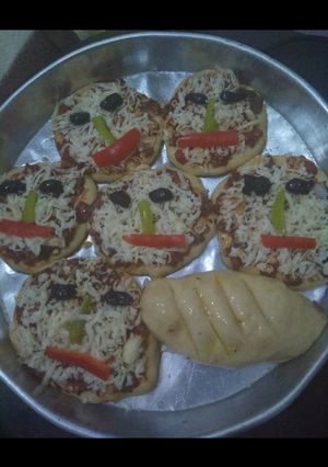 صورة لوصفة بيتزا الوجوه للأطفال 😊