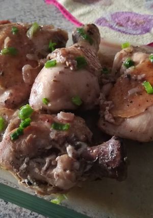 Una foto de Muslos de Pollo al Limón