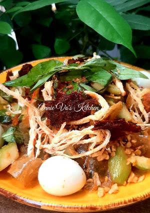 Hình của món Bánh tráng trộn cóc non.