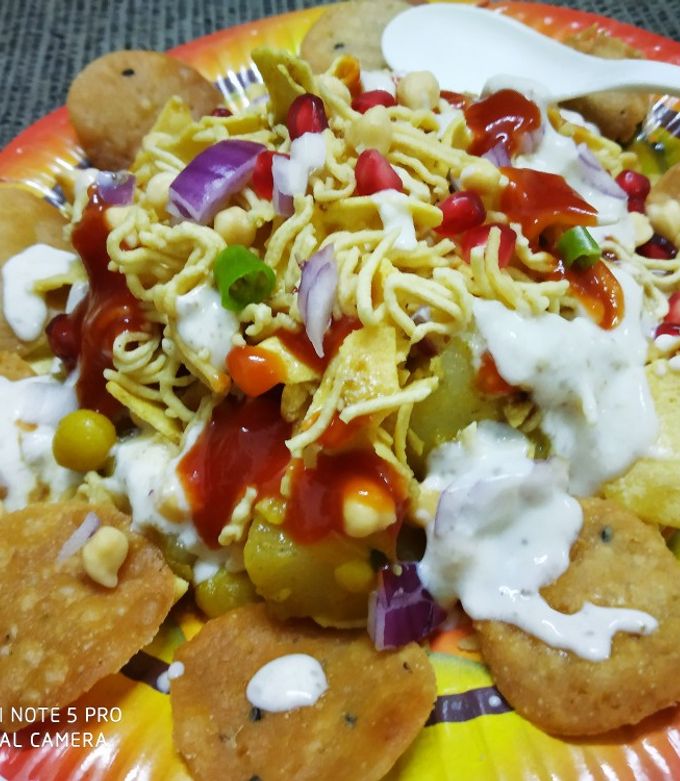 পাপড়ি চাট (papri chat recipe in Bengali) রেসিপির প্রধান ছবি