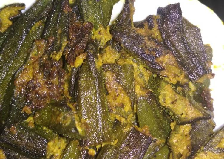 Recipe of Award-winning Bhindi posto/ poppy seeds paste lady’s finger stir fry