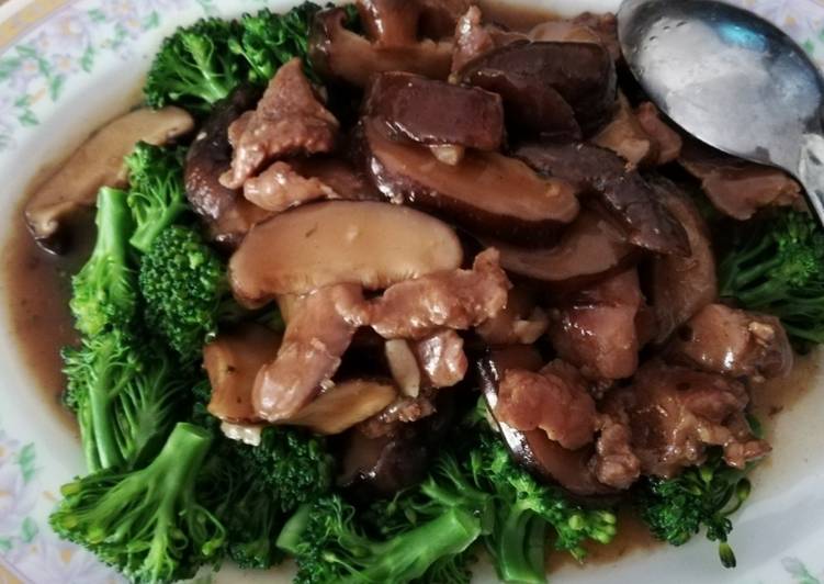 Langkah Mudah untuk Membuat Brokoli saus tiram Anti Gagal