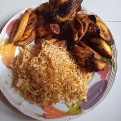Noodles with plantain😋 A picture of Noodles with plantain😋.
