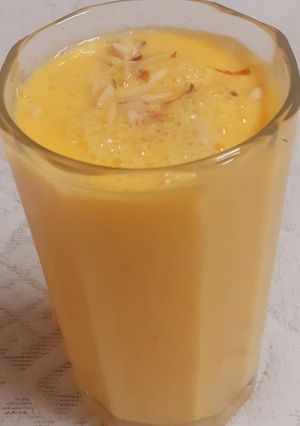 A picture of Mango milk shake.