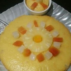 Pineapple cake A picture of Pineapple cake.