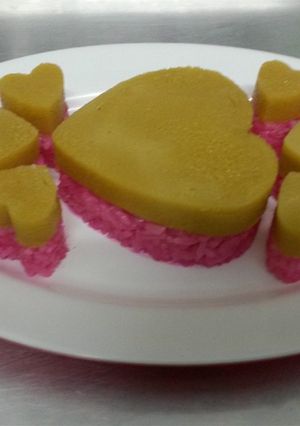 รูปของ ข้าวเหนียวมูนสีชมพู- สังขยาไข่