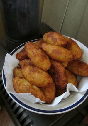 Una foto de Papas rellenas o empanadas de papas